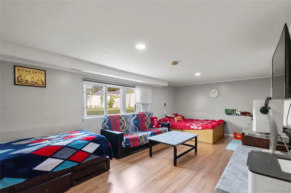 92 W 21st Street Deer Park, NY 11729