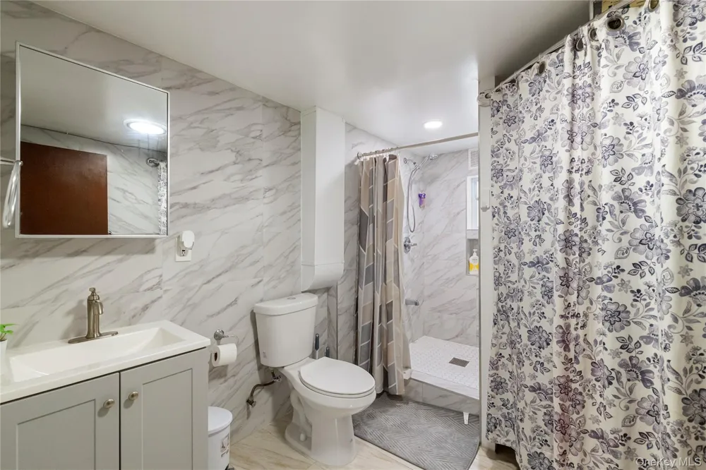 92 W 21st Street Deer Park, NY 11729