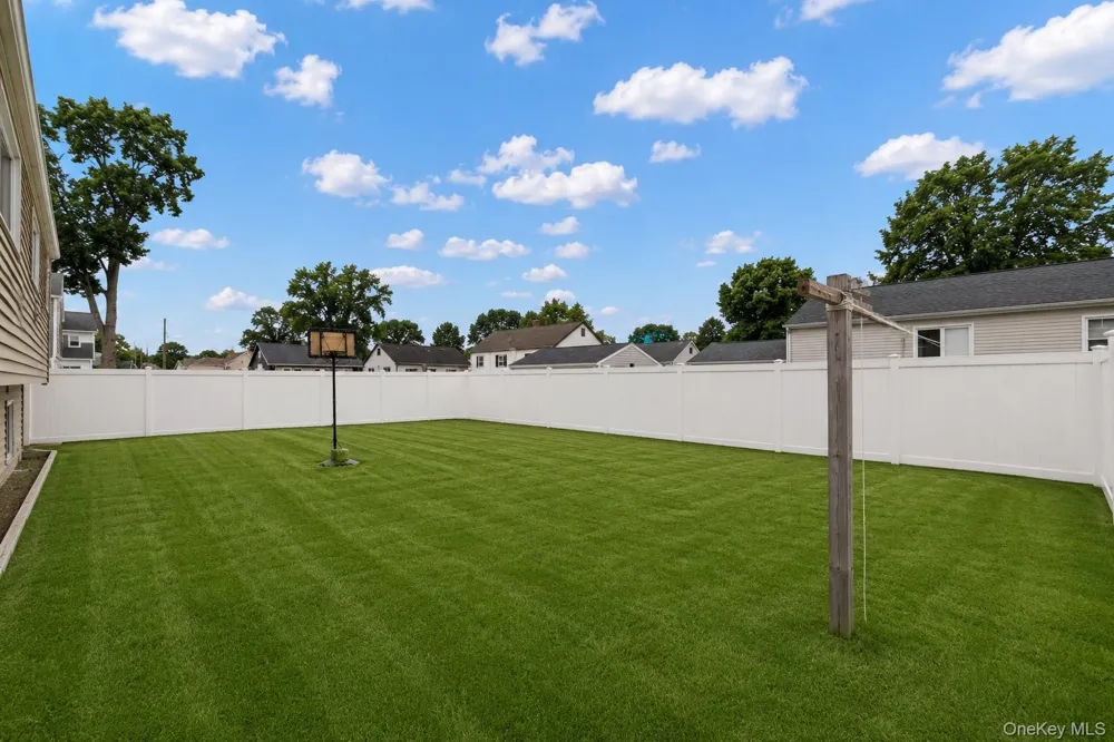 92 W 21st Street Deer Park, NY 11729