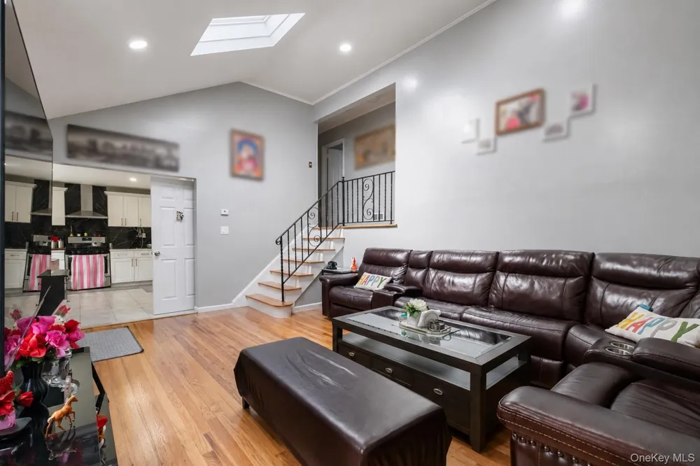 92 W 21st Street Deer Park, NY 11729