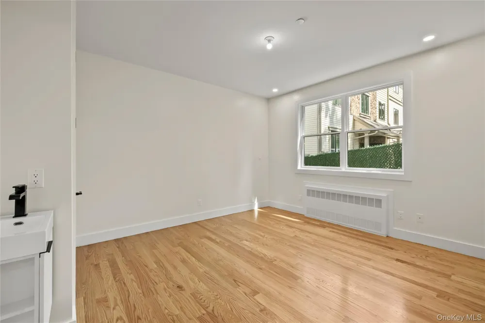 1 Homestead #103 Monsey, NY 10952