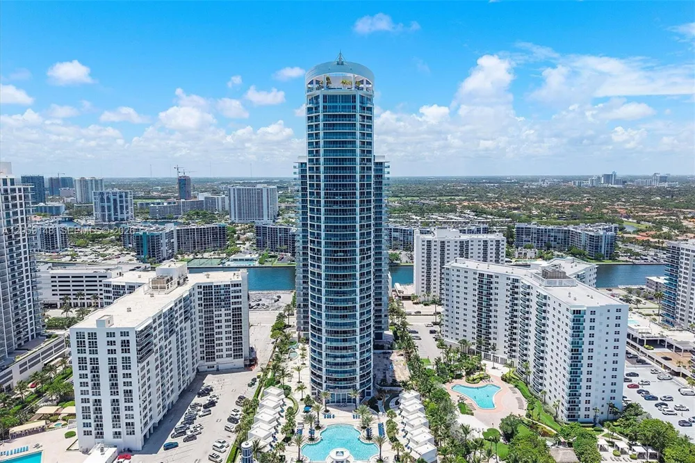 3101 S Ocean Dr #3607 Hollywood, FL 33019