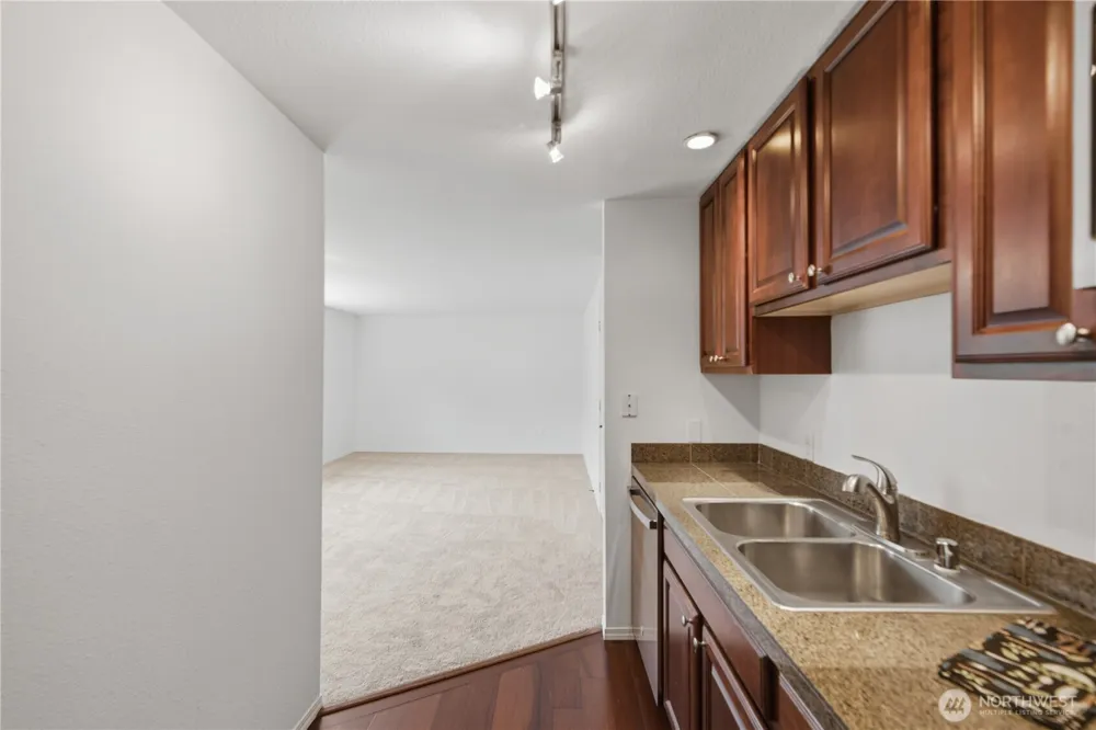 14300 32nd Avenue NE #410 Seattle, WA 98125