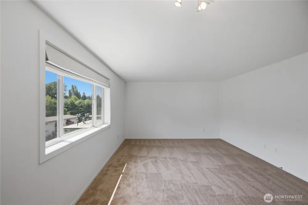 14300 32nd Avenue NE #410 Seattle, WA 98125