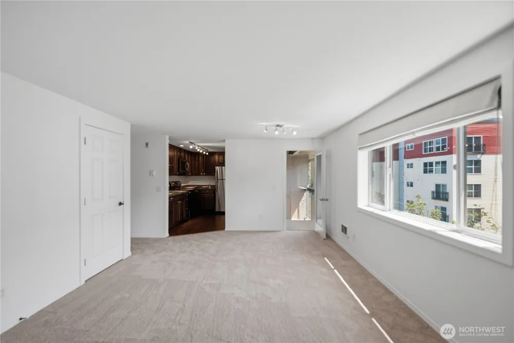 14300 32nd Avenue NE #410 Seattle, WA 98125