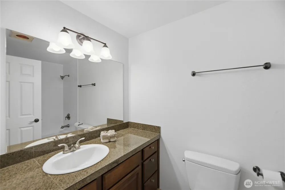 14300 32nd Avenue NE #410 Seattle, WA 98125