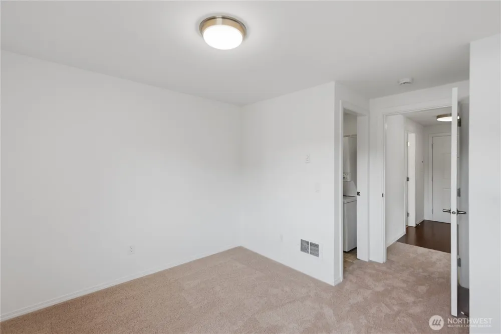 14300 32nd Avenue NE #410 Seattle, WA 98125