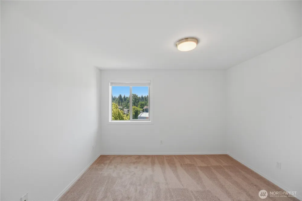 14300 32nd Avenue NE #410 Seattle, WA 98125