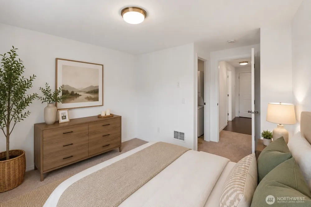 14300 32nd Avenue NE #410 Seattle, WA 98125