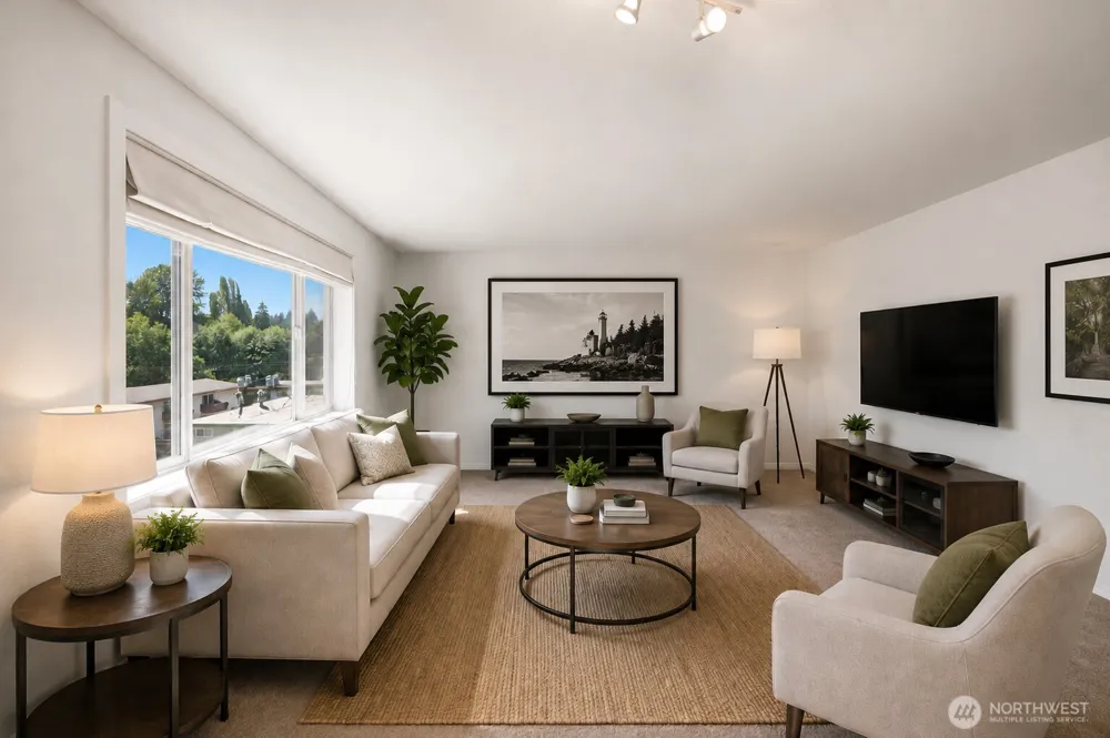 14300 32nd Avenue NE #410 Seattle, WA 98125