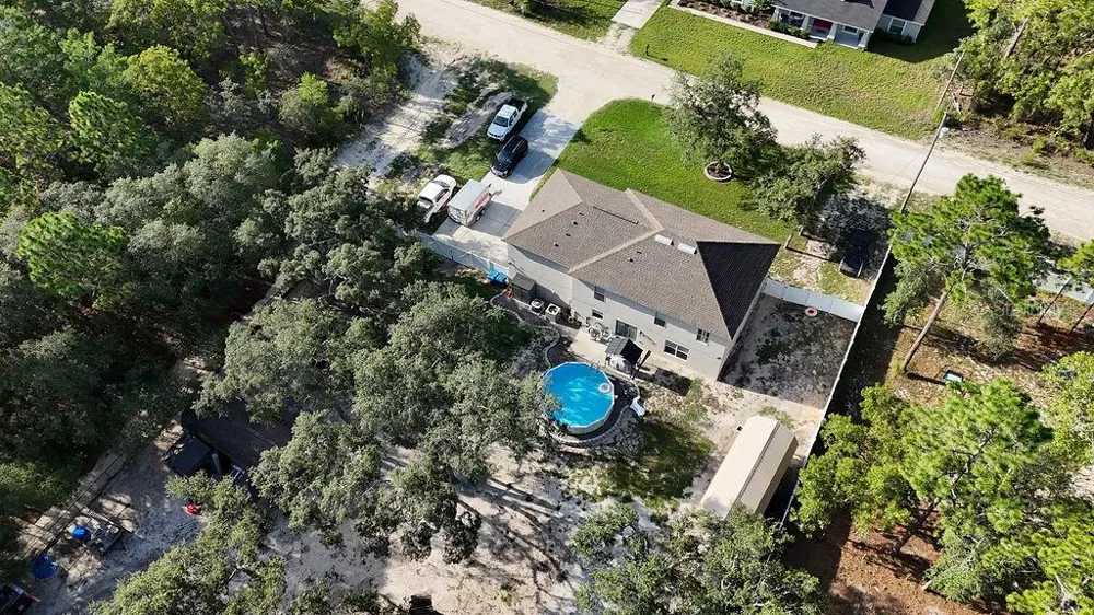11083 MAYBIRD AVENUE Weeki Wachee, FL 34613