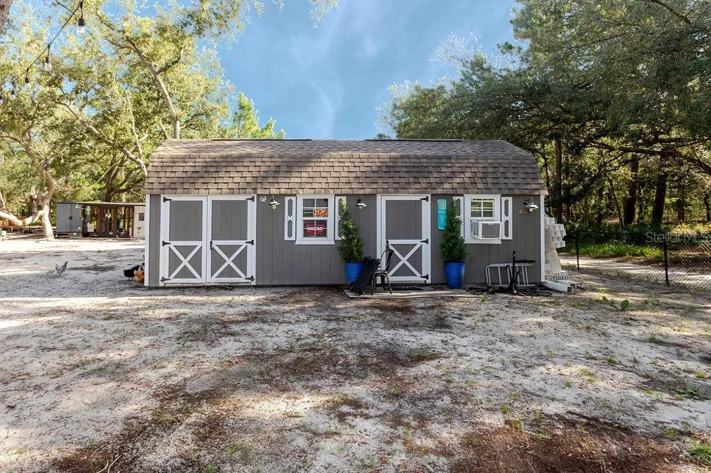 11083 MAYBIRD AVENUE Weeki Wachee, FL 34613