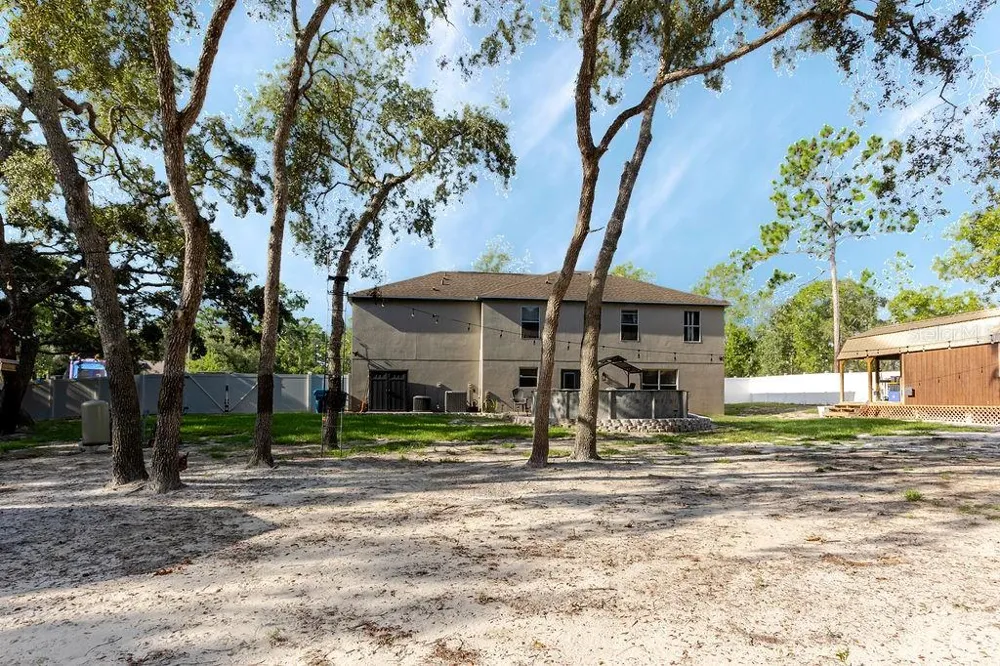 11083 MAYBIRD AVENUE Weeki Wachee, FL 34613