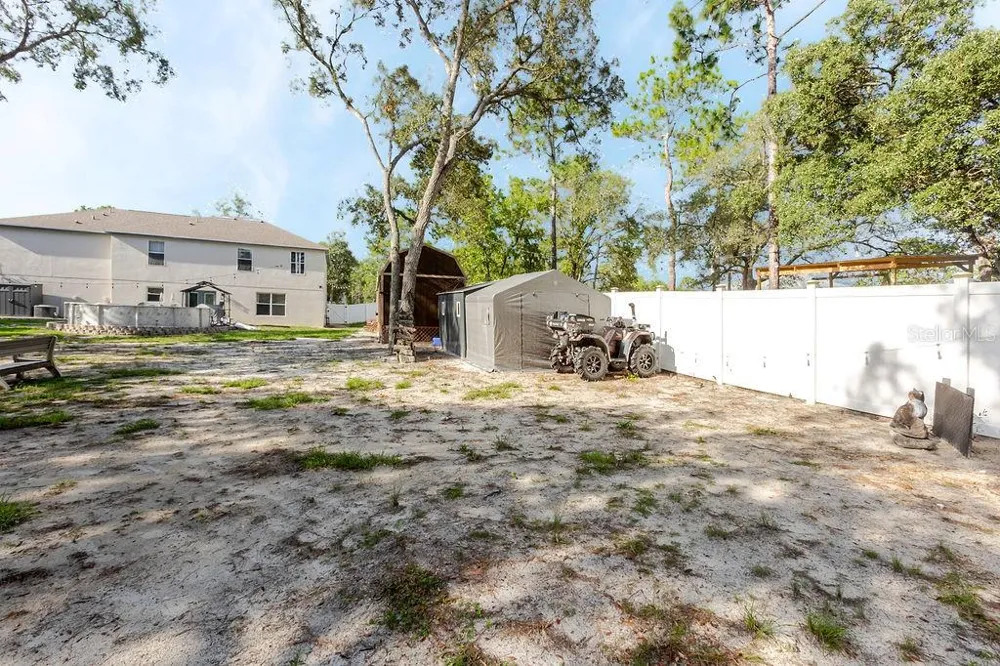 11083 MAYBIRD AVENUE Weeki Wachee, FL 34613
