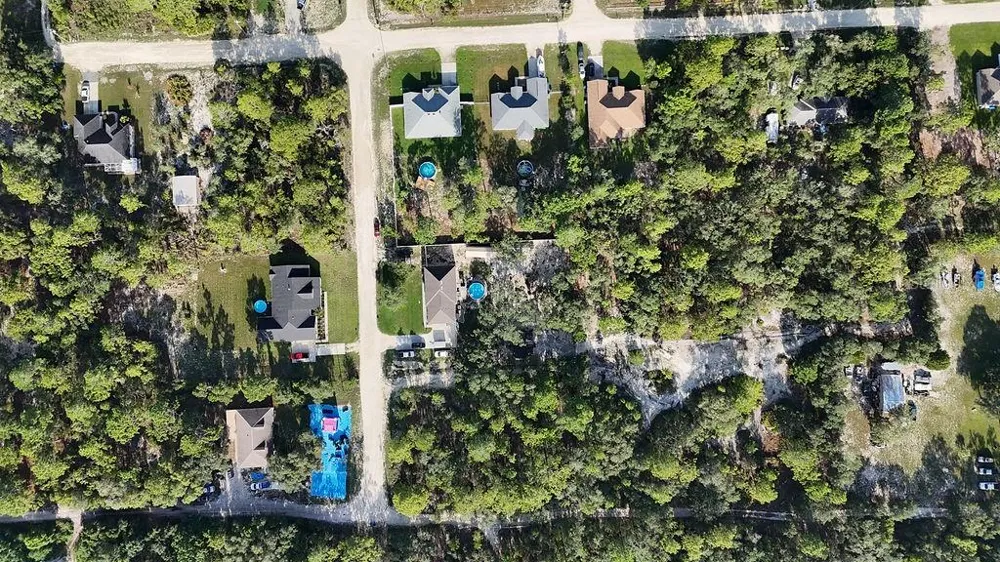 11083 MAYBIRD AVENUE Weeki Wachee, FL 34613