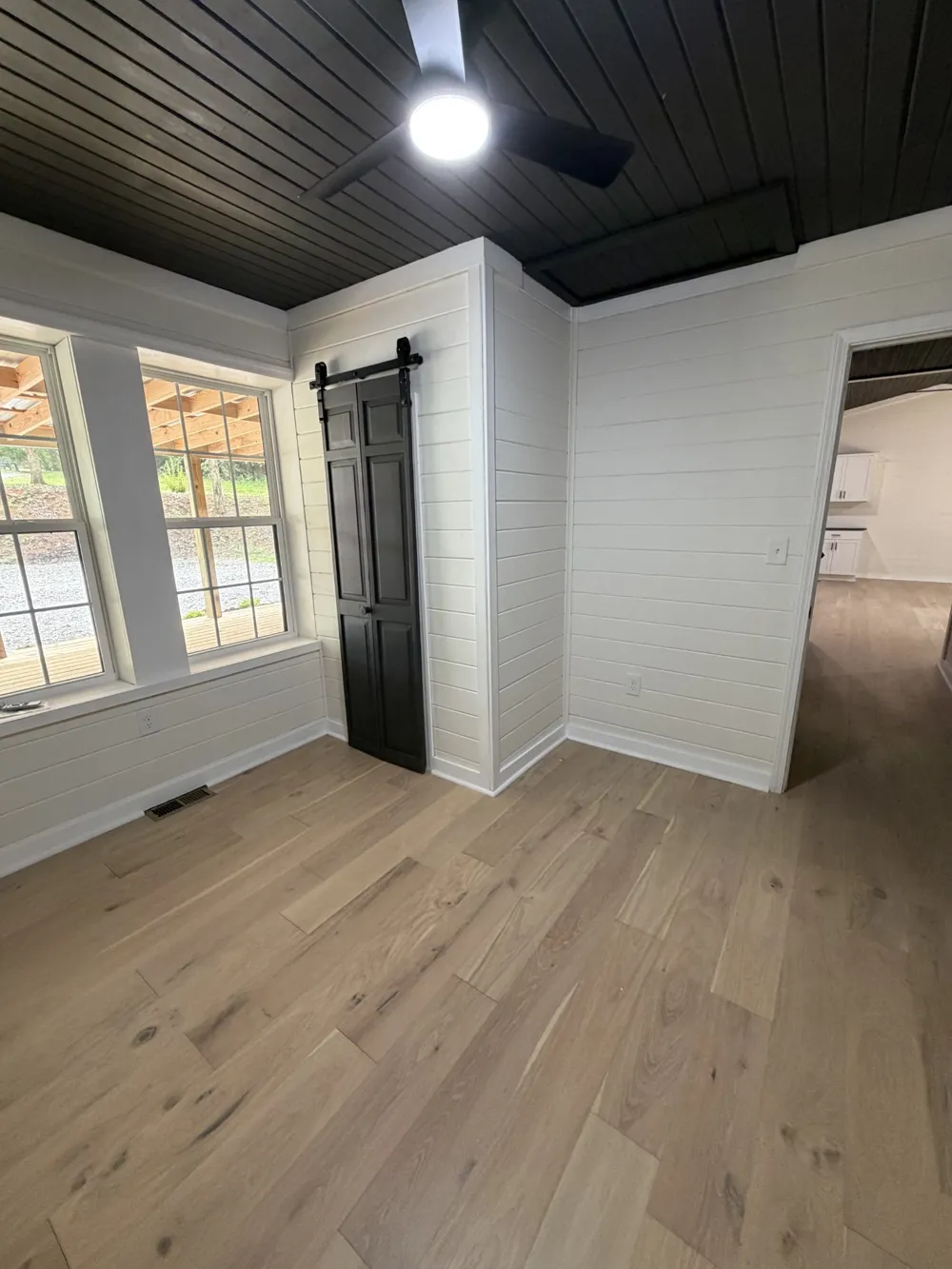 267 Collins River Dr Rock Island, TN 38581