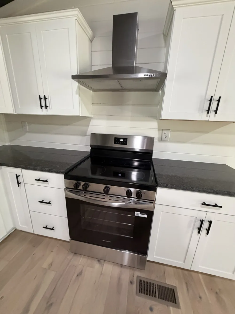 267 Collins River Dr Rock Island, TN 38581