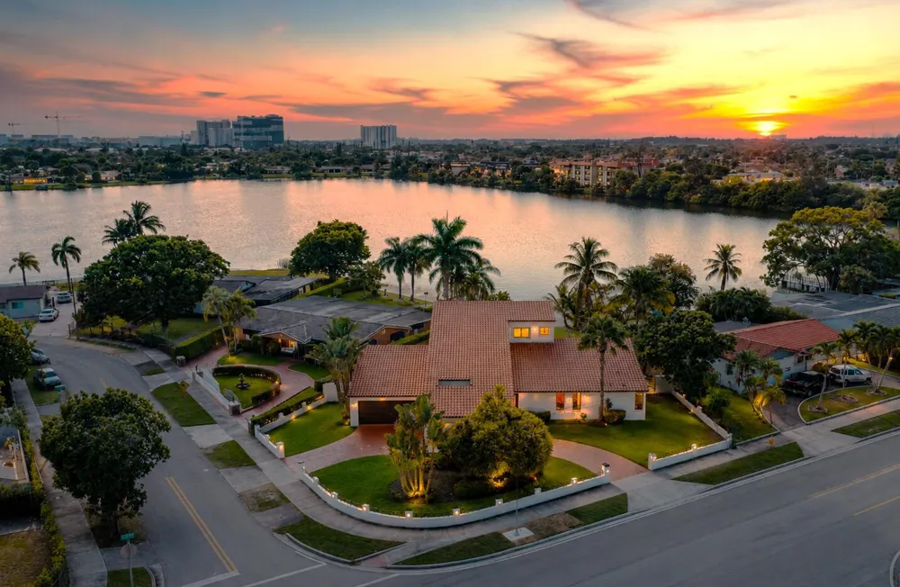1110 SW 97TH AVENUE Miami, FL 33174