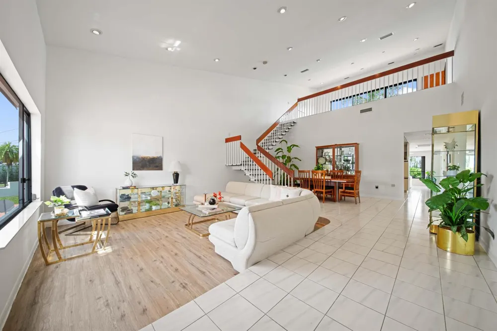 1110 SW 97TH AVENUE Miami, FL 33174