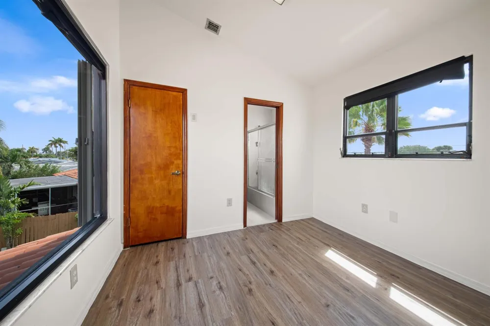 1110 SW 97TH AVENUE Miami, FL 33174
