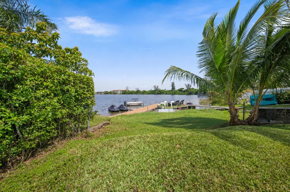 1110 SW 97TH AVENUE Miami, FL 33174