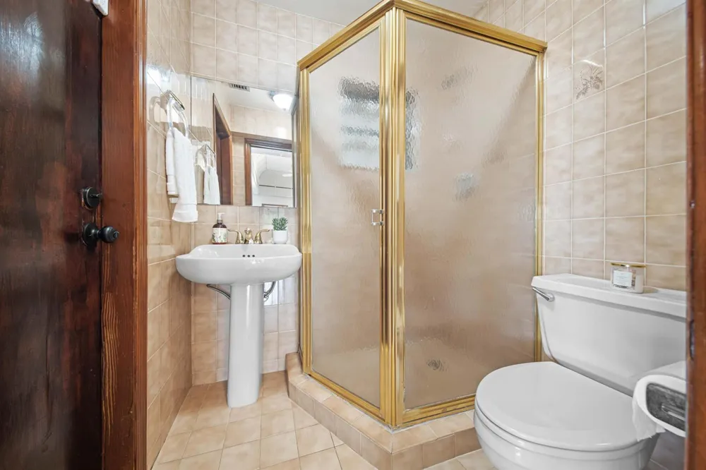 1110 SW 97TH AVENUE Miami, FL 33174