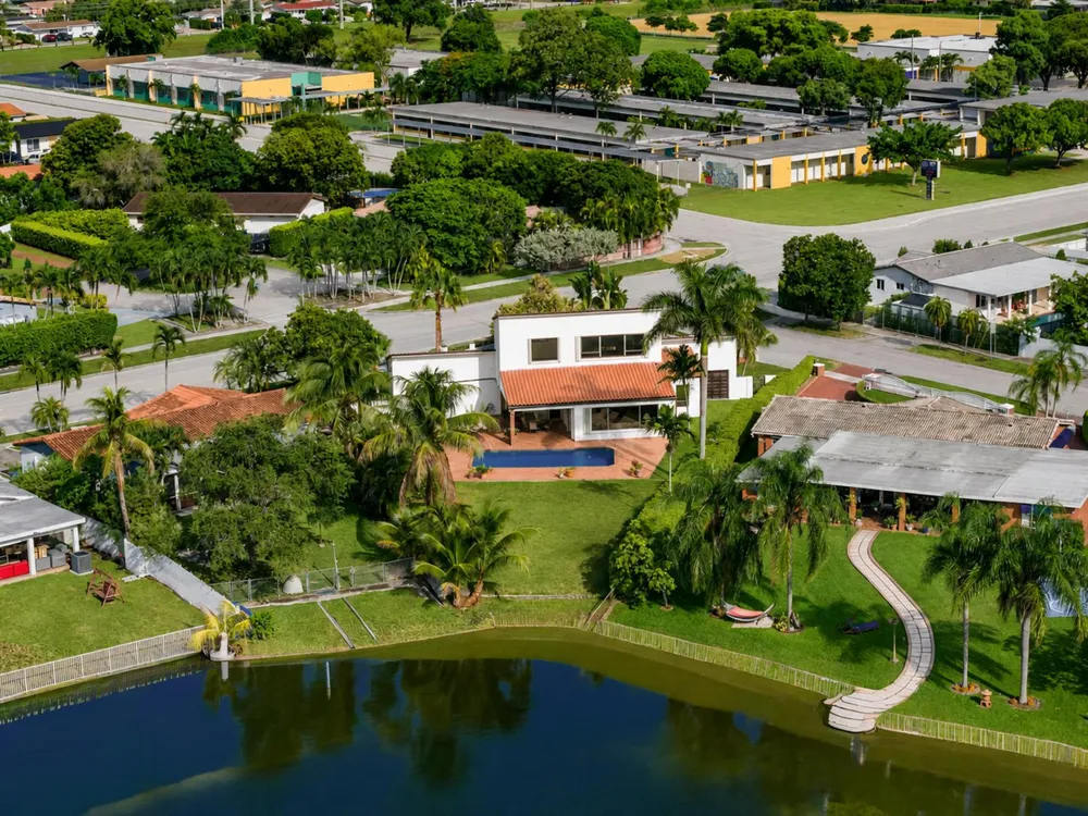 1110 SW 97TH AVENUE Miami, FL 33174