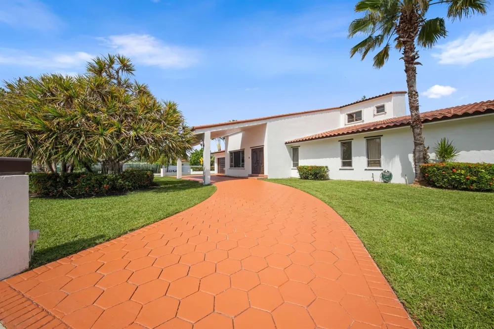 1110 SW 97TH AVENUE Miami, FL 33174