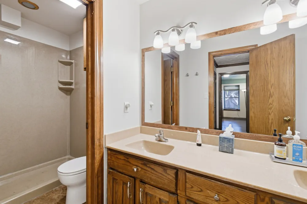 8717 S College Place Tulsa, OK 74137