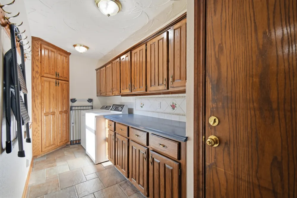 8717 S College Place Tulsa, OK 74137