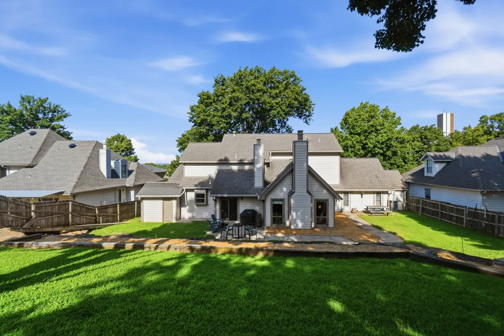 8717 S College Place Tulsa, OK 74137