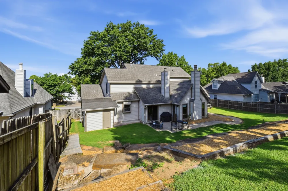 8717 S College Place Tulsa, OK 74137