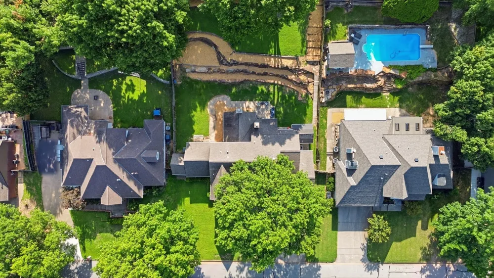 8717 S College Place Tulsa, OK 74137