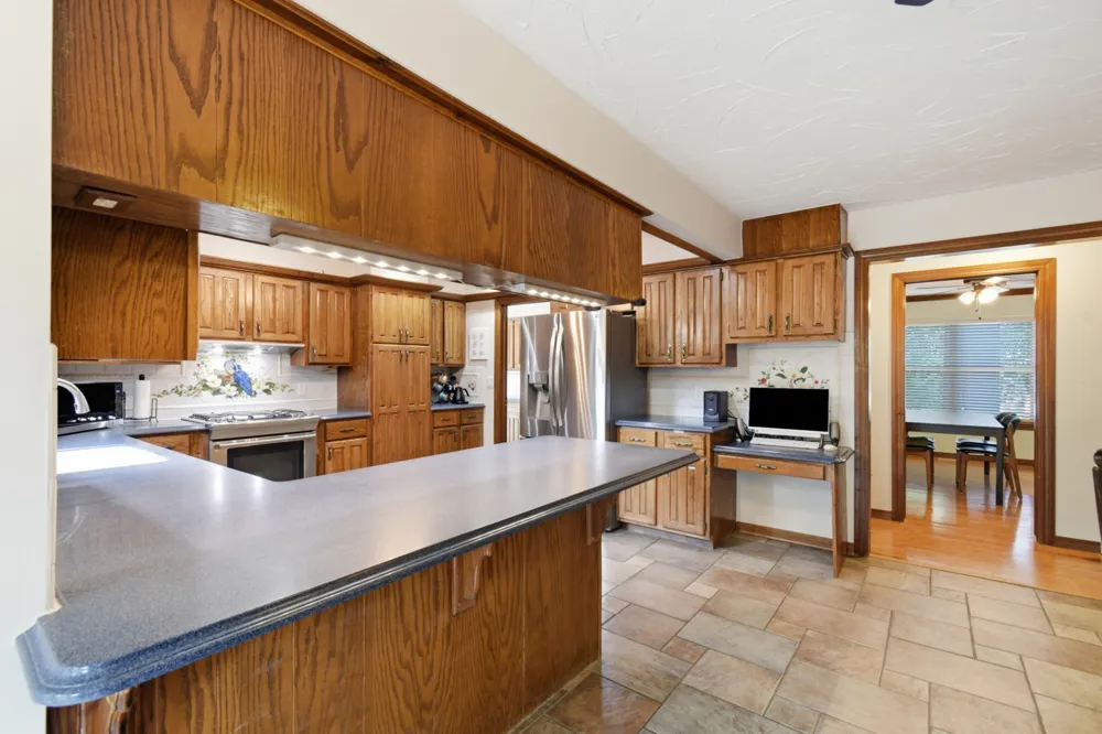 8717 S College Place Tulsa, OK 74137