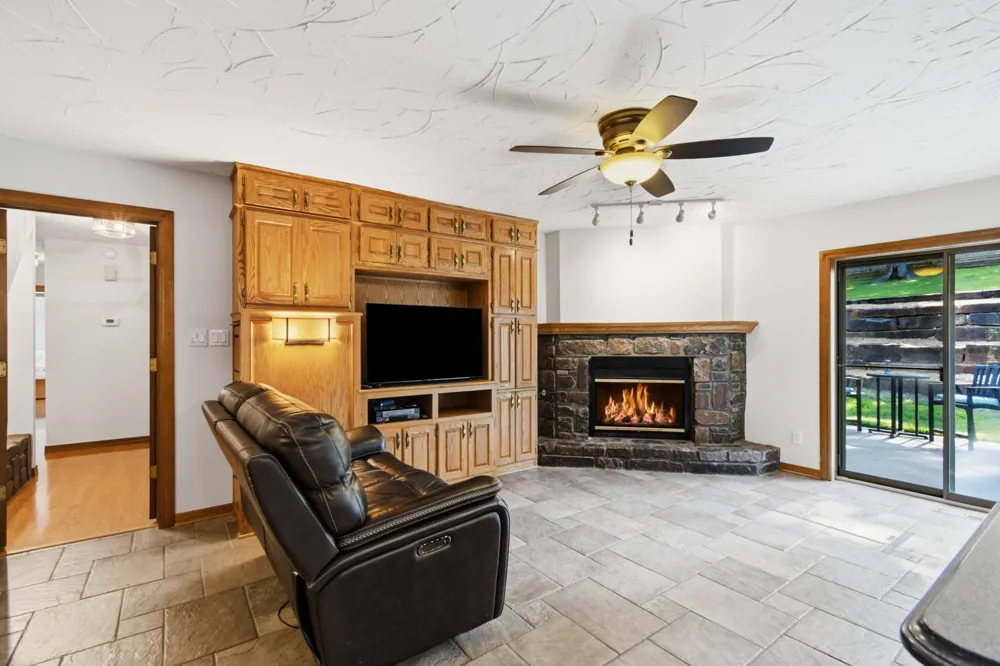 8717 S College Place Tulsa, OK 74137
