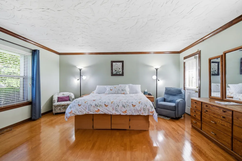 8717 S College Place Tulsa, OK 74137