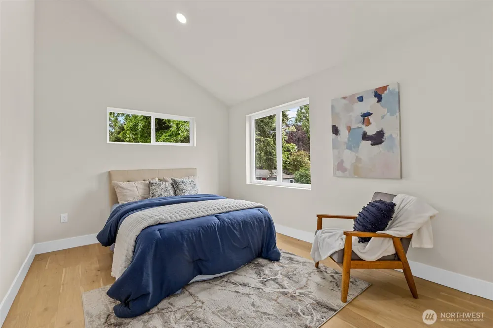 11709 Roosevelt Way NE Seattle, WA 98125