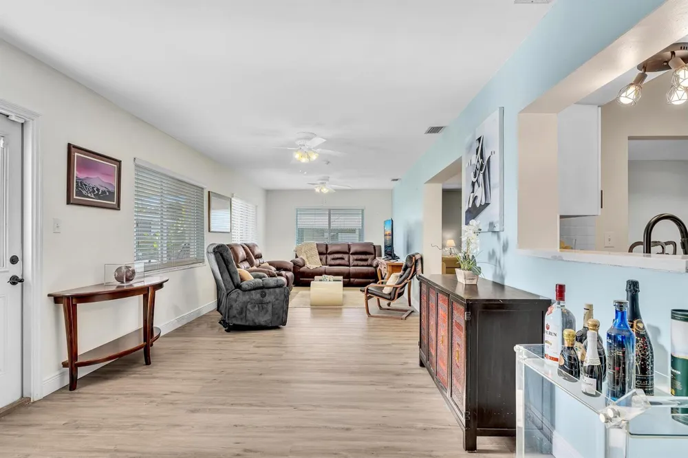 7500 NW 73rd Avenue Tamarac, FL 33321