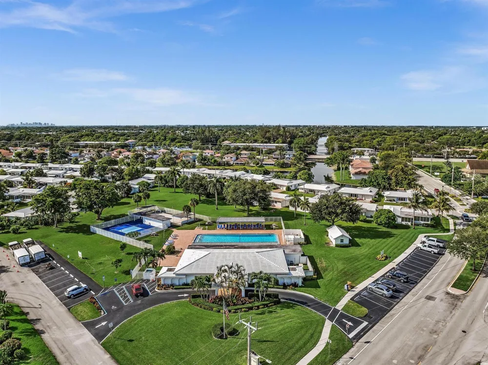 7500 NW 73rd Avenue Tamarac, FL 33321