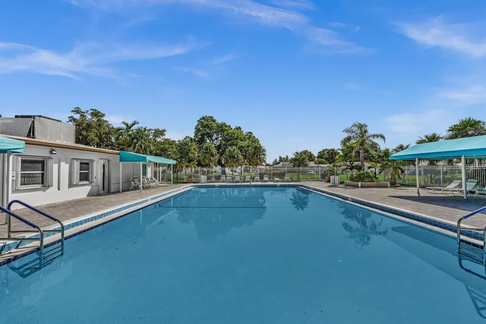 7500 NW 73rd Avenue Tamarac, FL 33321