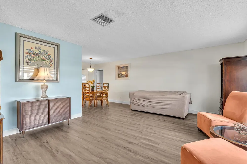 7500 NW 73rd Avenue Tamarac, FL 33321