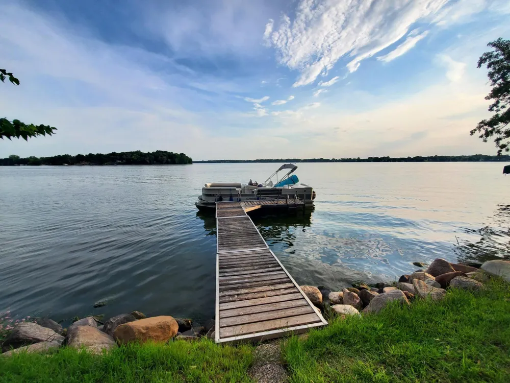 24150 E Cedar Lake Drive New Prague, MN 56071