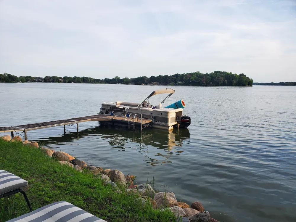 24150 E Cedar Lake Drive New Prague, MN 56071