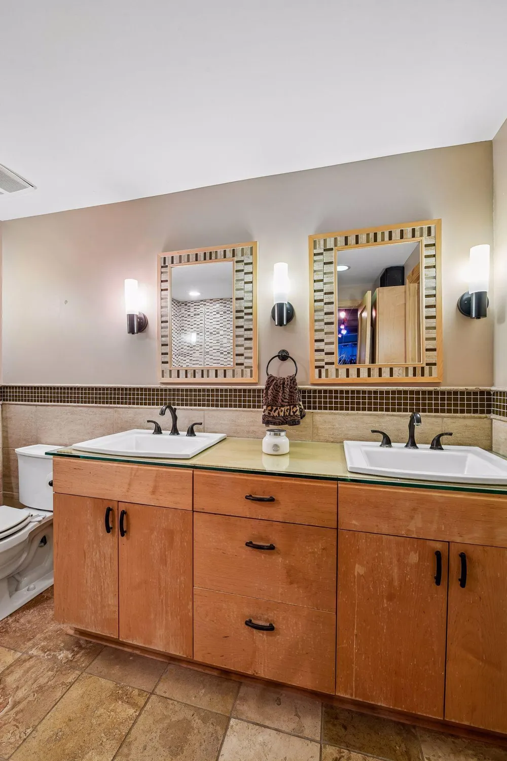 24150 E Cedar Lake Drive New Prague, MN 56071