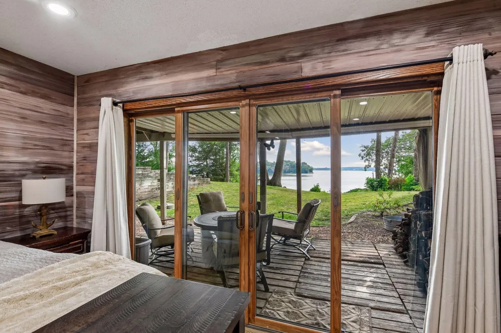 24150 E Cedar Lake Drive New Prague, MN 56071