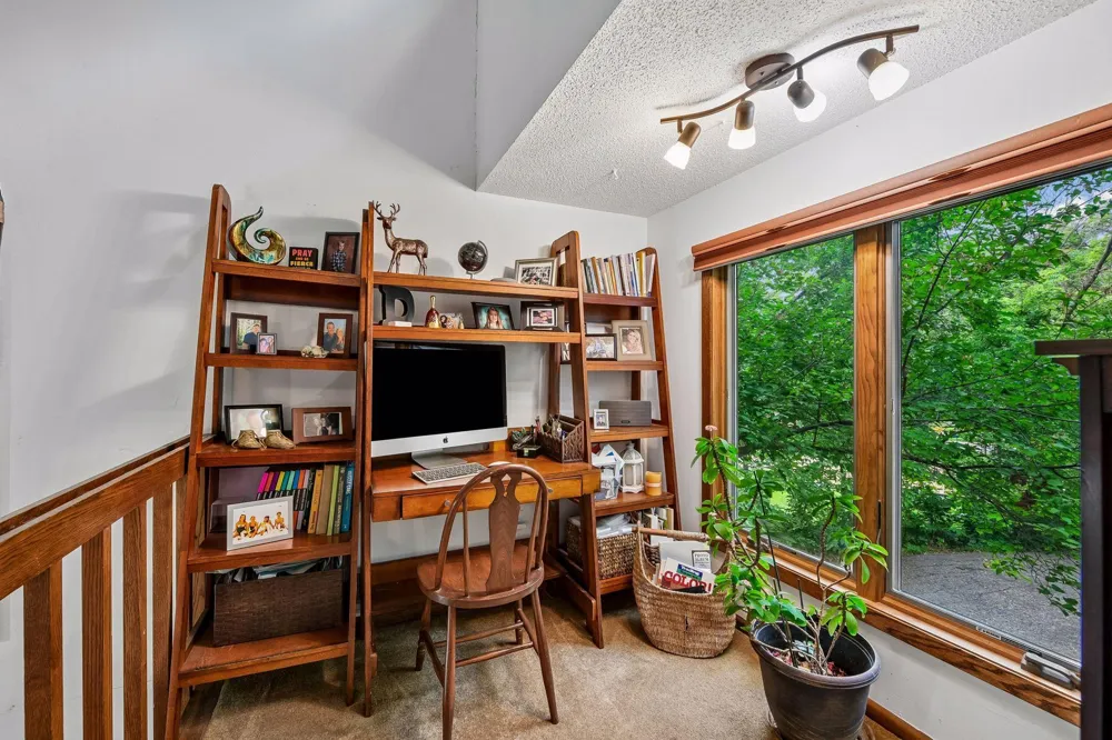 24150 E Cedar Lake Drive New Prague, MN 56071