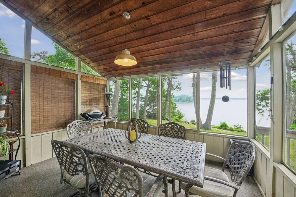 24150 E Cedar Lake Drive New Prague, MN 56071