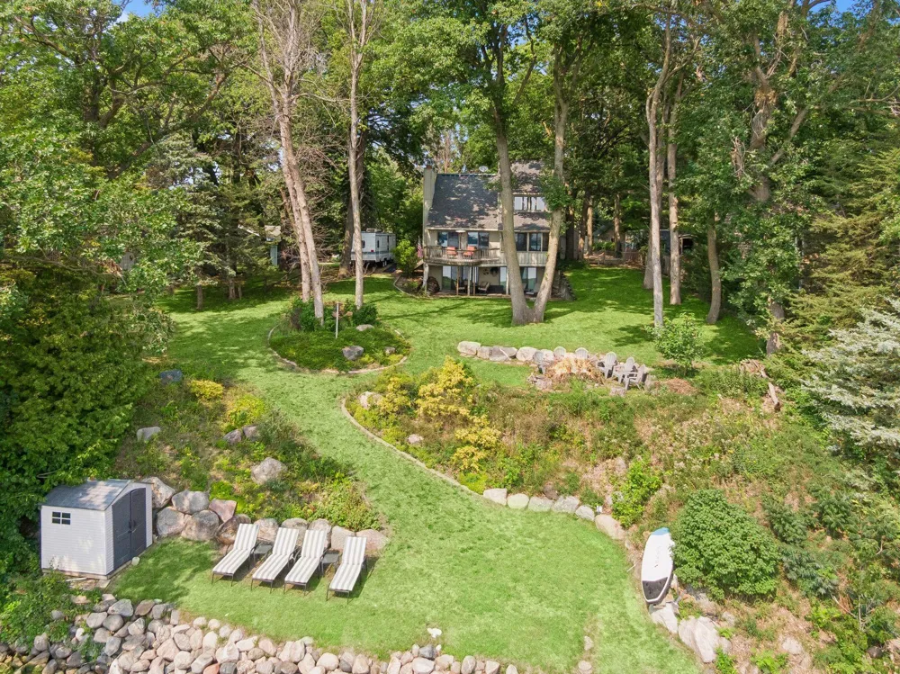 24150 E Cedar Lake Drive New Prague, MN 56071