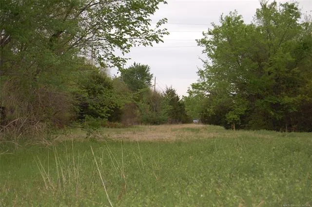 B STREET Henryetta, OK 74437