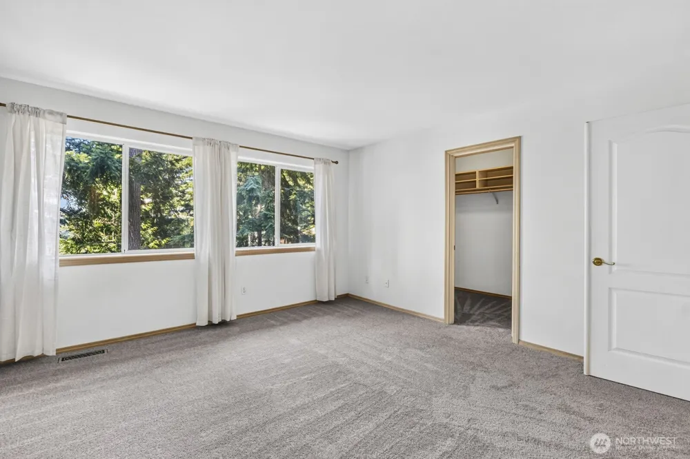 3516 97th Avenue E Edgewood, WA 98371